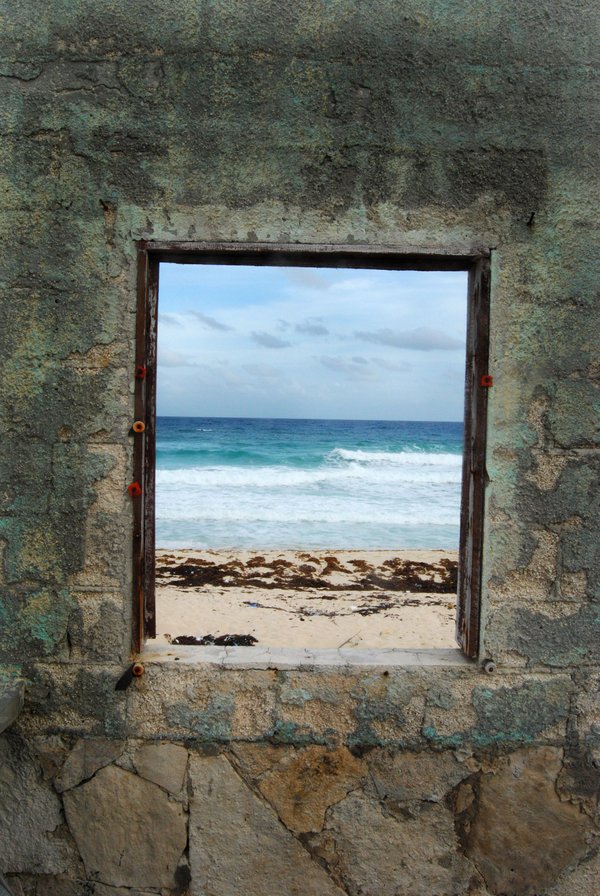 Window To The Ocean — nature wallpaper, 4K