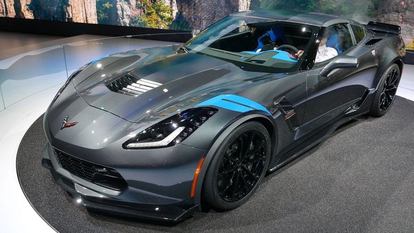 Gray Corvette Grand Sport — cars wallpaper, 2K