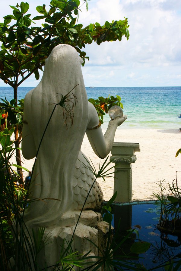 Mermaid Statue By The Sea — nature wallpaper, 4K